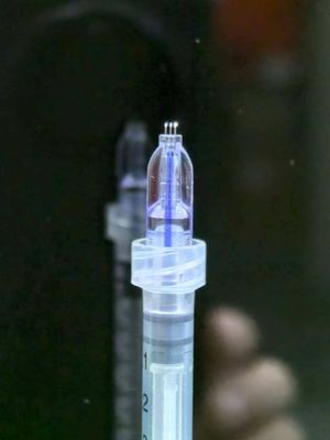 Хорошая цена 34G 1,2 мм 3-колючая игла для мезотерапии и омоложения кожи онлайн